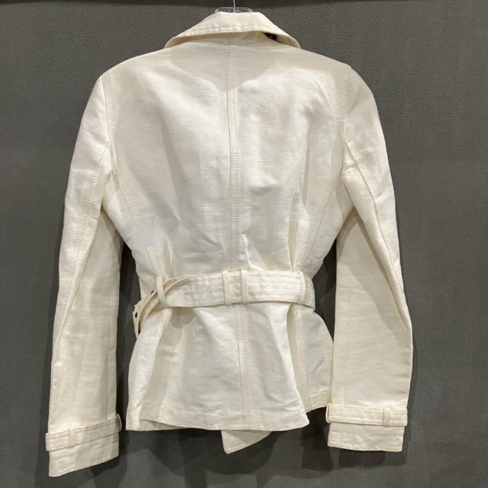 Burberry white jacket size 4 woman